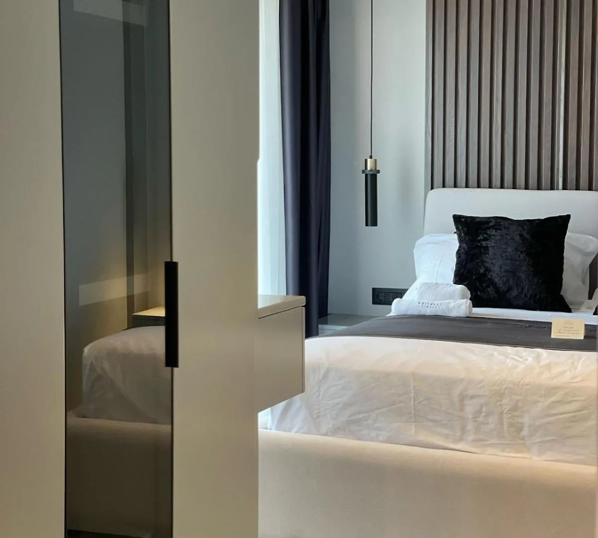 Hotel Lake View Rooms Ksamil