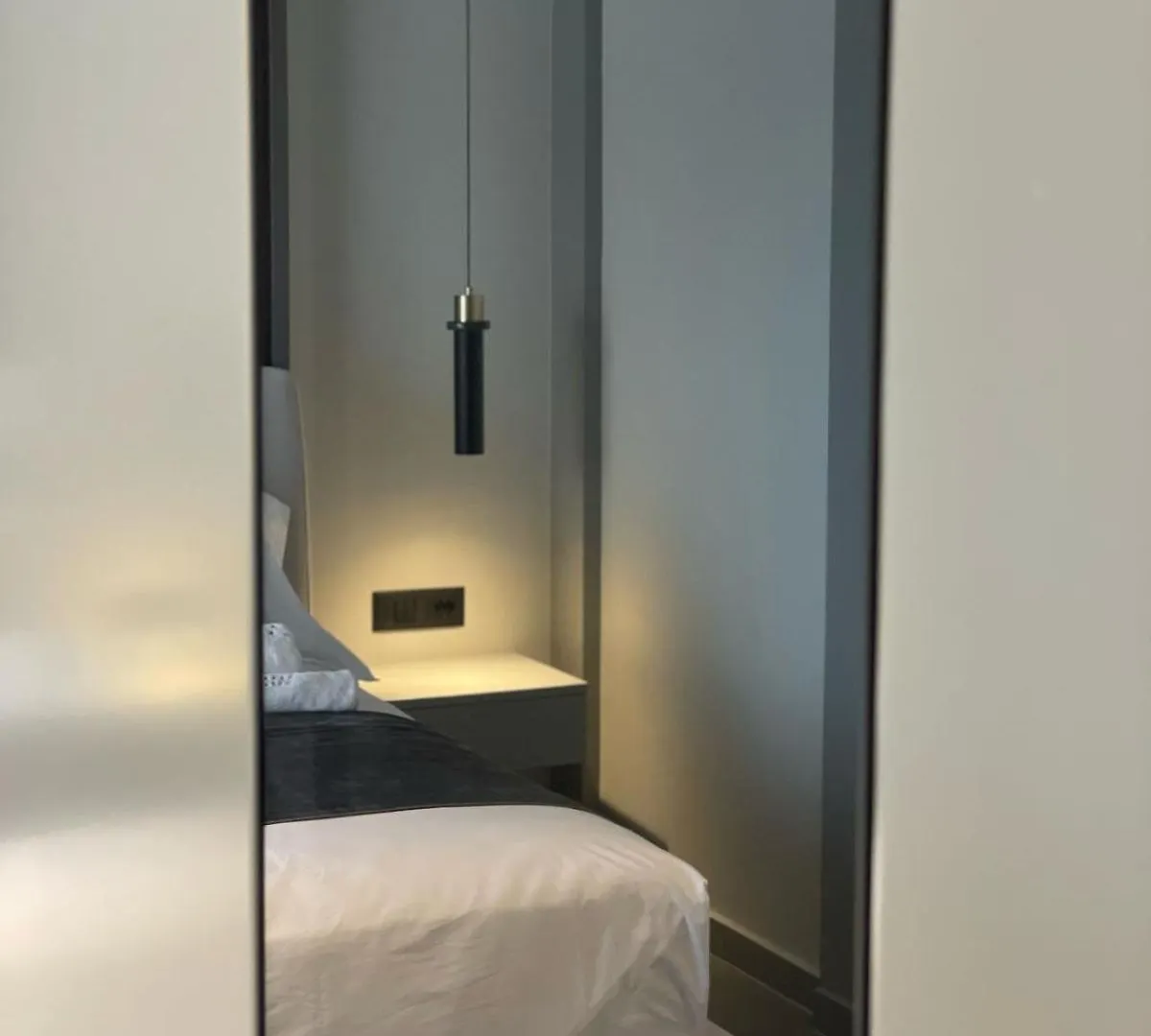 Lake View Rooms Ksamil 0*,